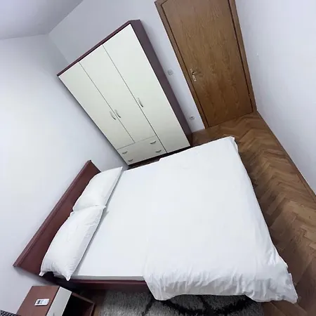 Apartment Josip Solin